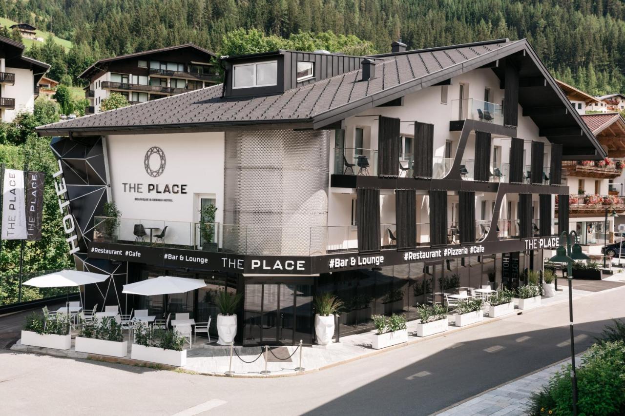 The Place Boutique & Design *